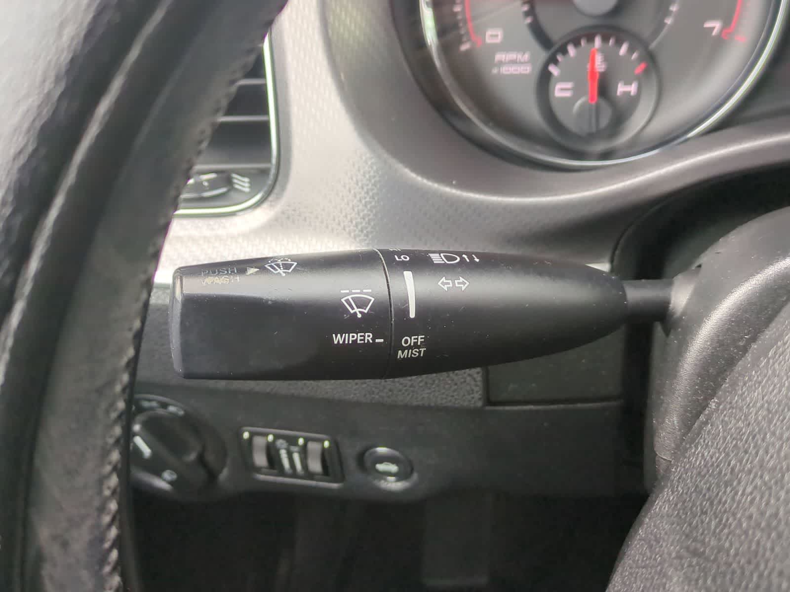 Thumbnail: 2011 Dodge Charger - 27