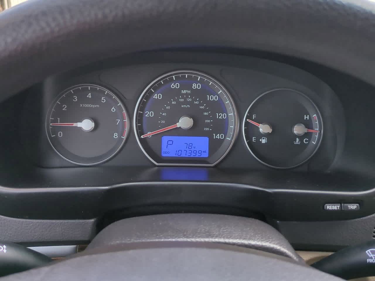 Thumbnail: 2012 Hyundai Santa Fe - 28
