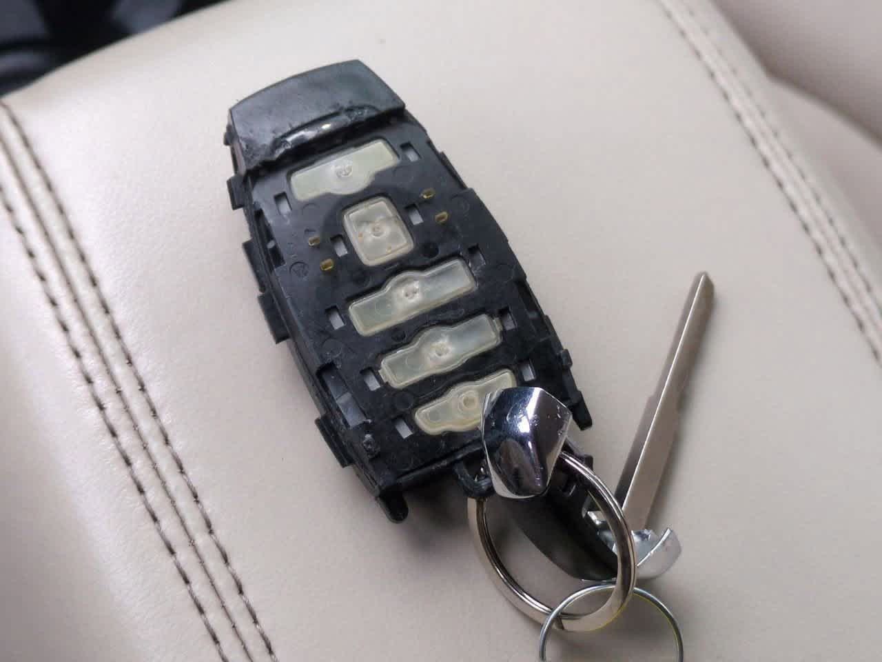 Thumbnail: 2017 Lincoln MKC - 32