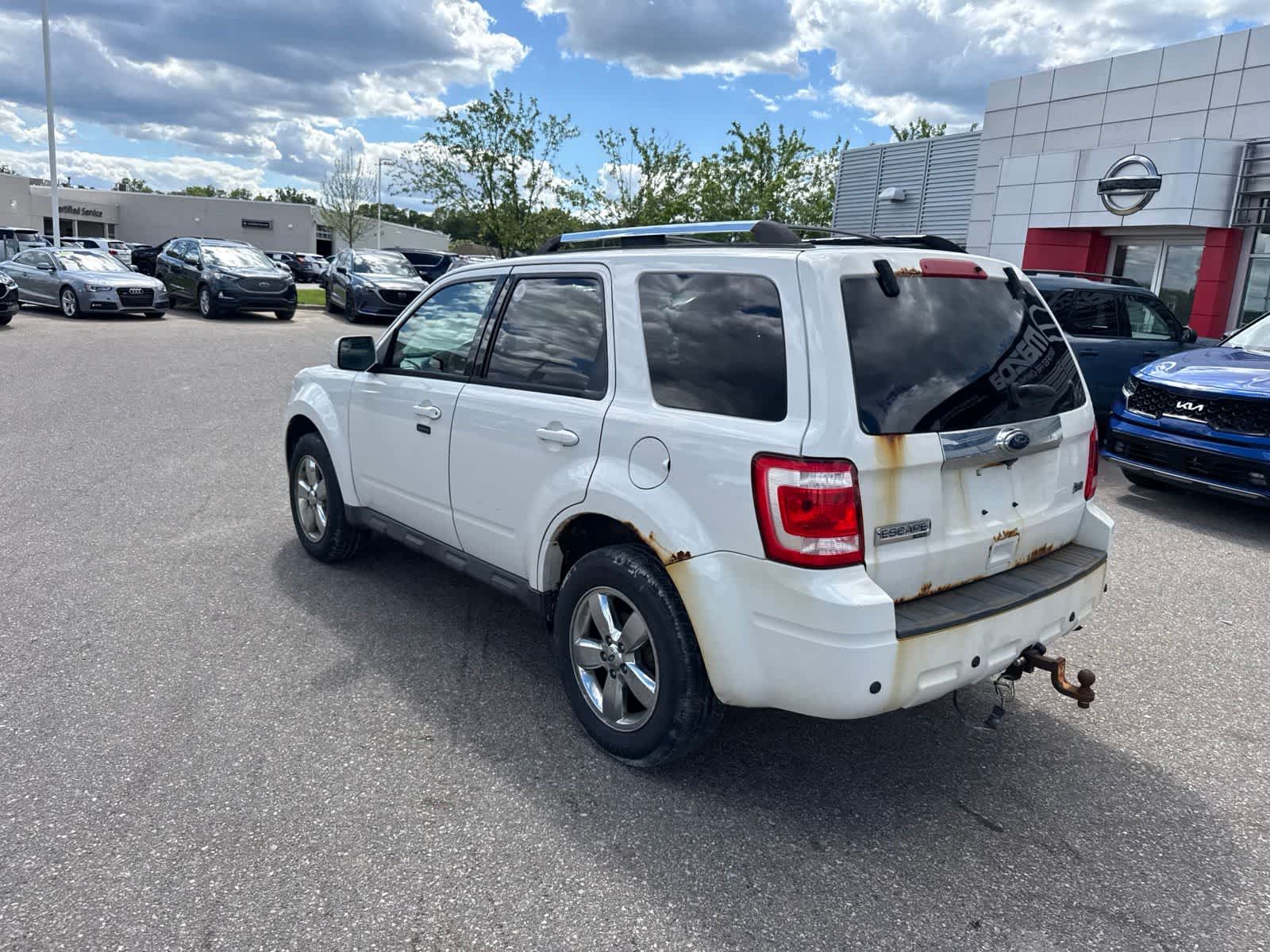 Thumbnail: 2010 Ford Escape - 7