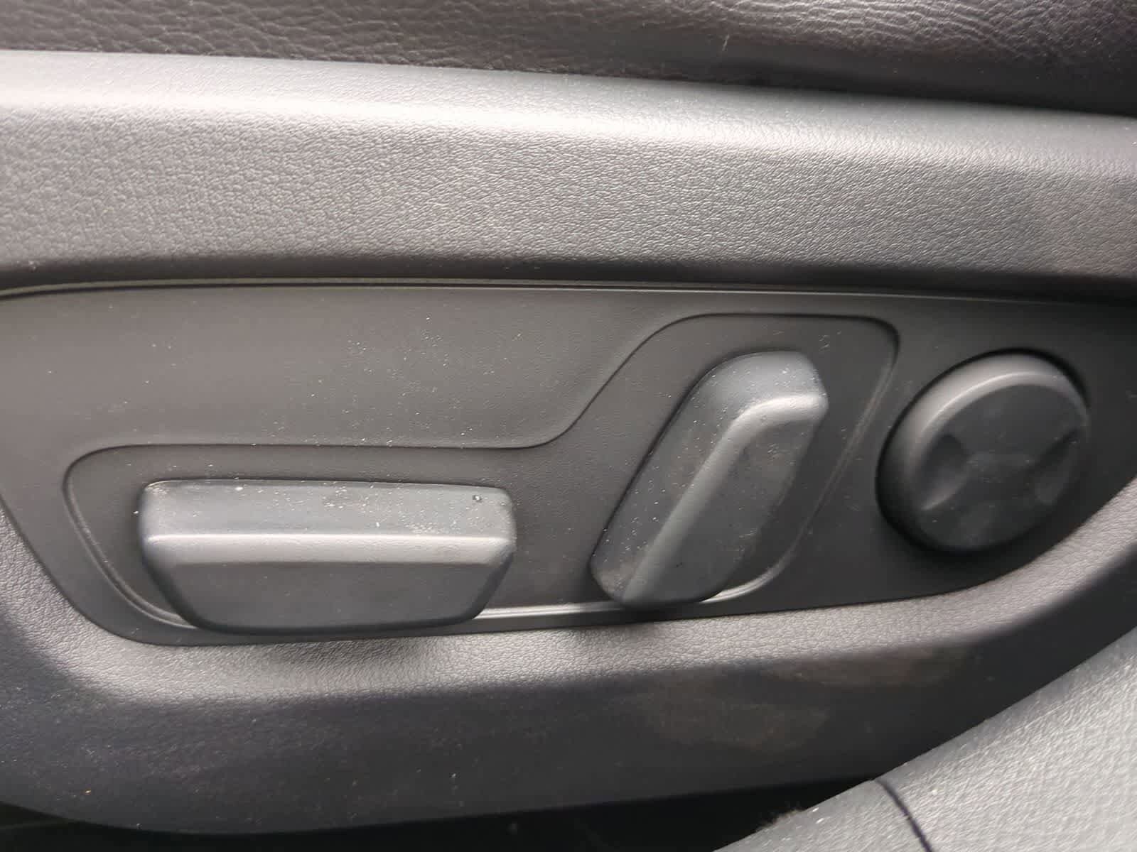 Thumbnail: 2026 Mazda CX-50 - 16