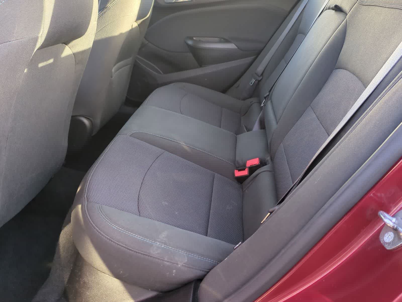 Thumbnail: 2017 Chevrolet Cruze - 19