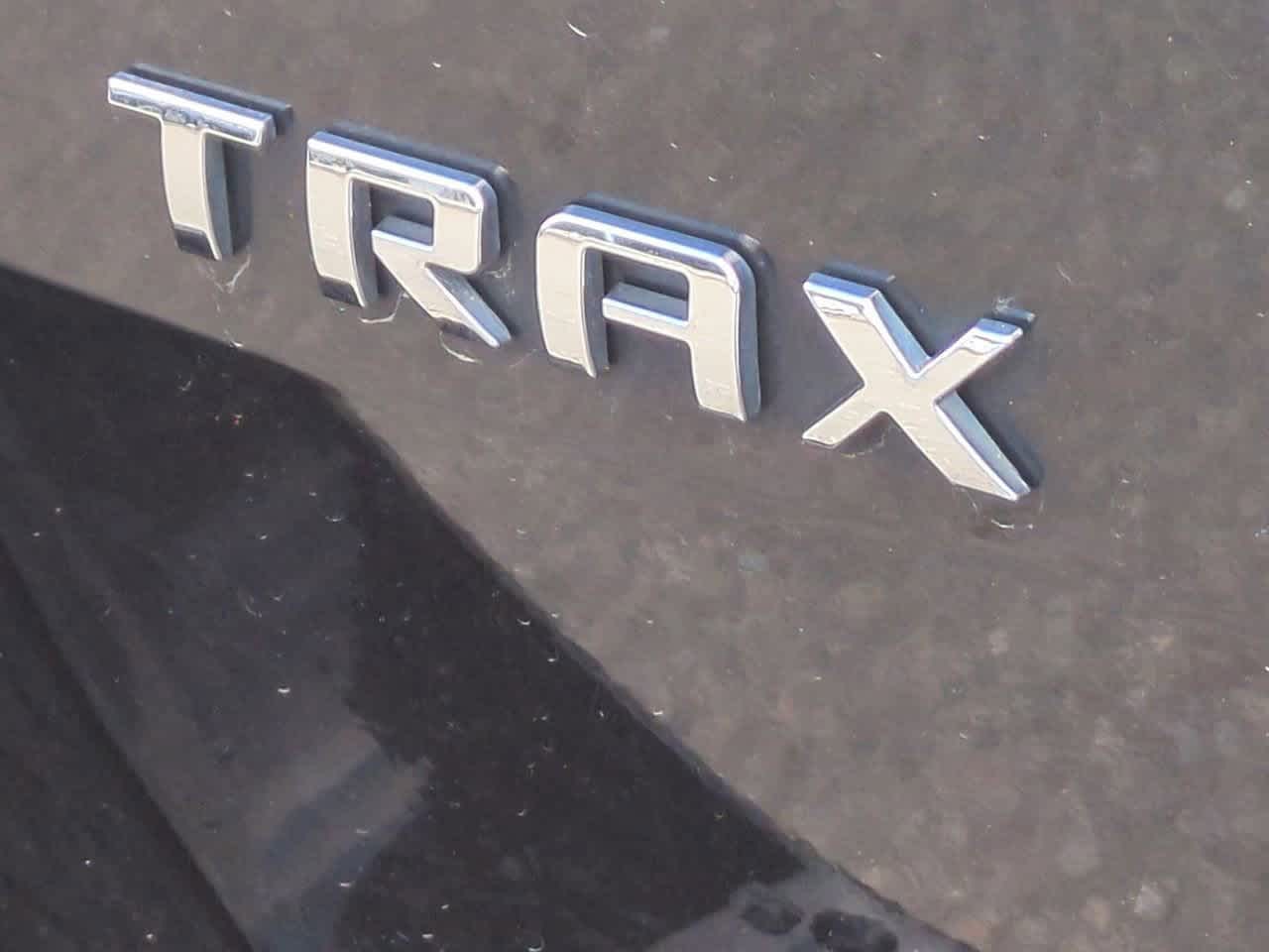 Thumbnail: 2017 Chevrolet Trax - 12