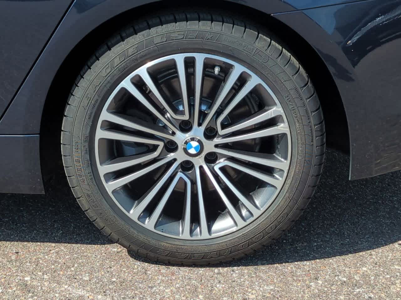 Thumbnail: 2018 BMW 5 Series - 12