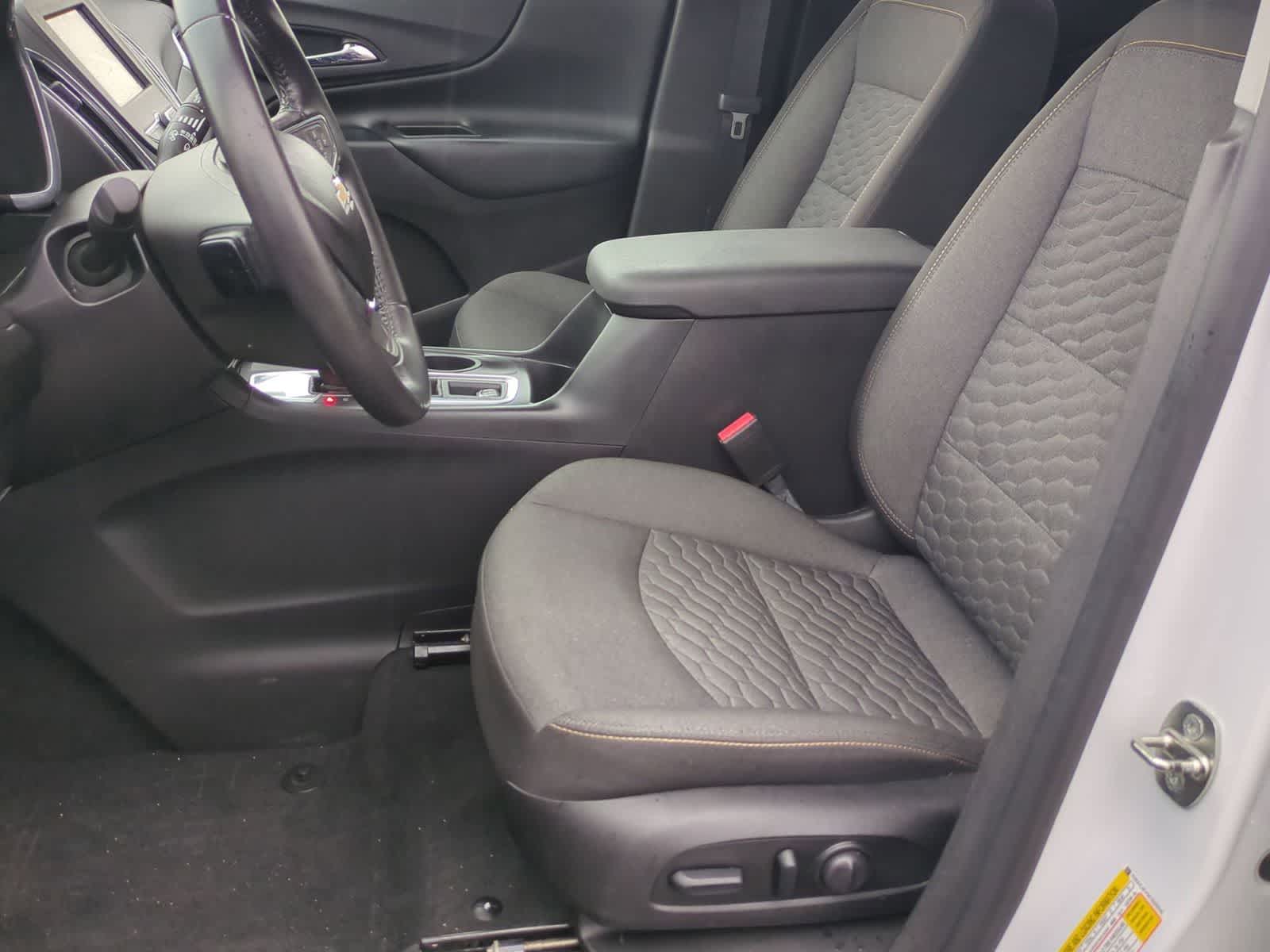 Thumbnail: 2019 Chevrolet Equinox - 15