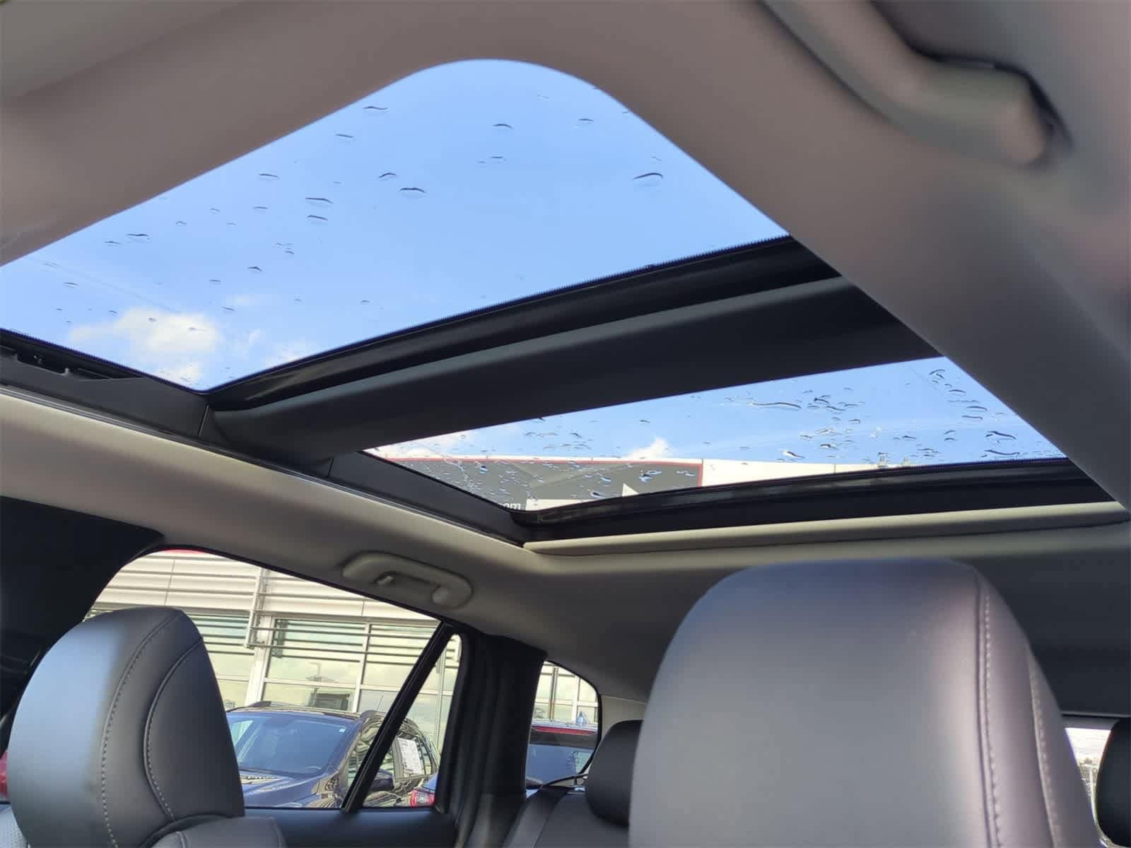 Thumbnail: 2026 Mazda CX-50 - 18