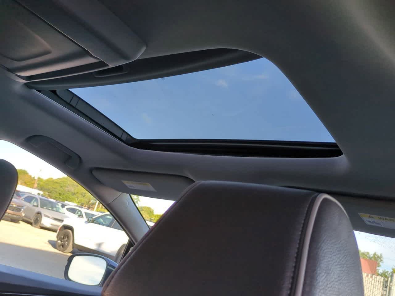 Thumbnail: 2021 Honda Odyssey - 21