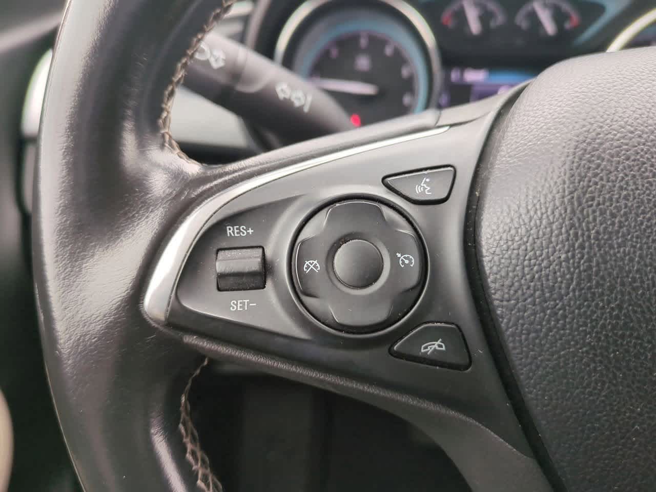 Thumbnail: 2017 Buick Envision - 22