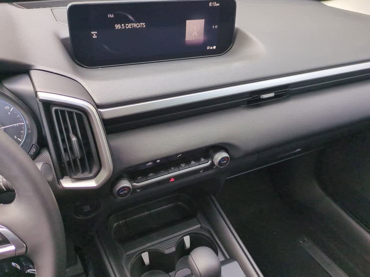 Thumbnail: 2025 Mazda CX-50 - 26