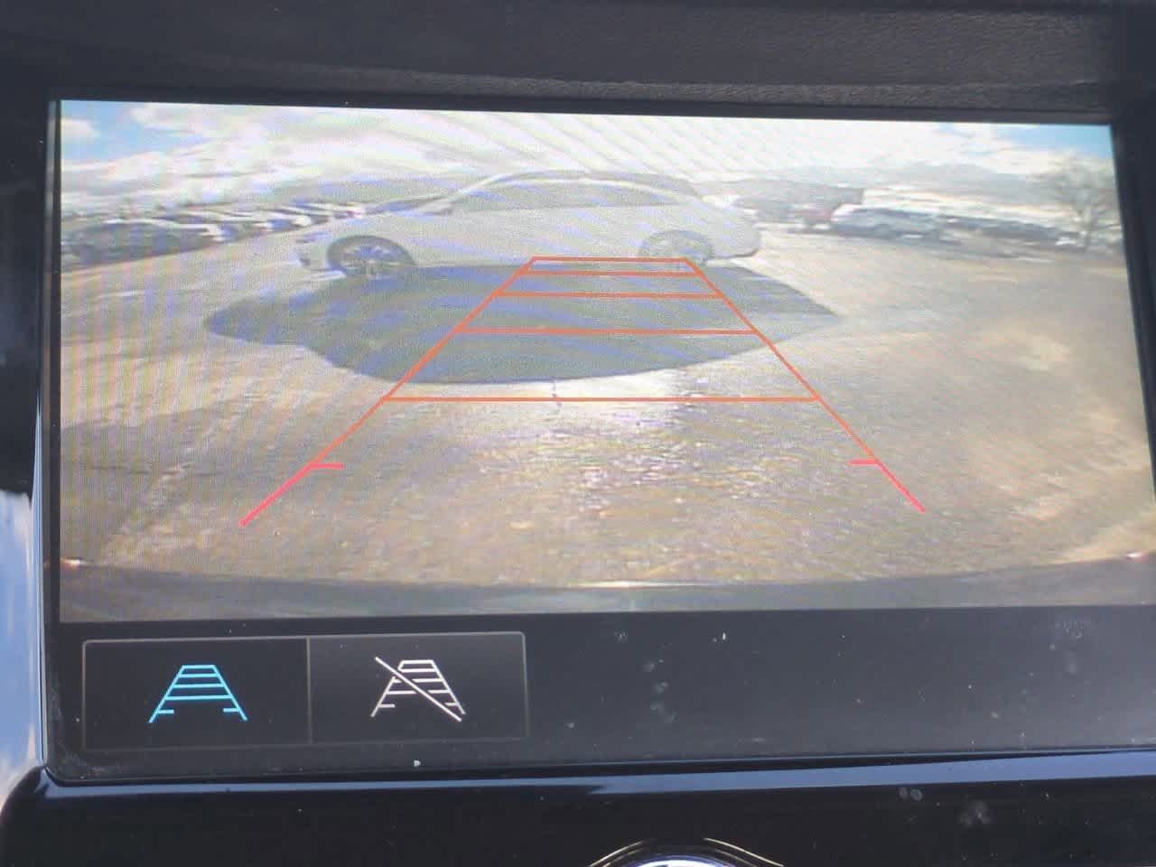 Thumbnail: 2017 Chevrolet Trax - 27