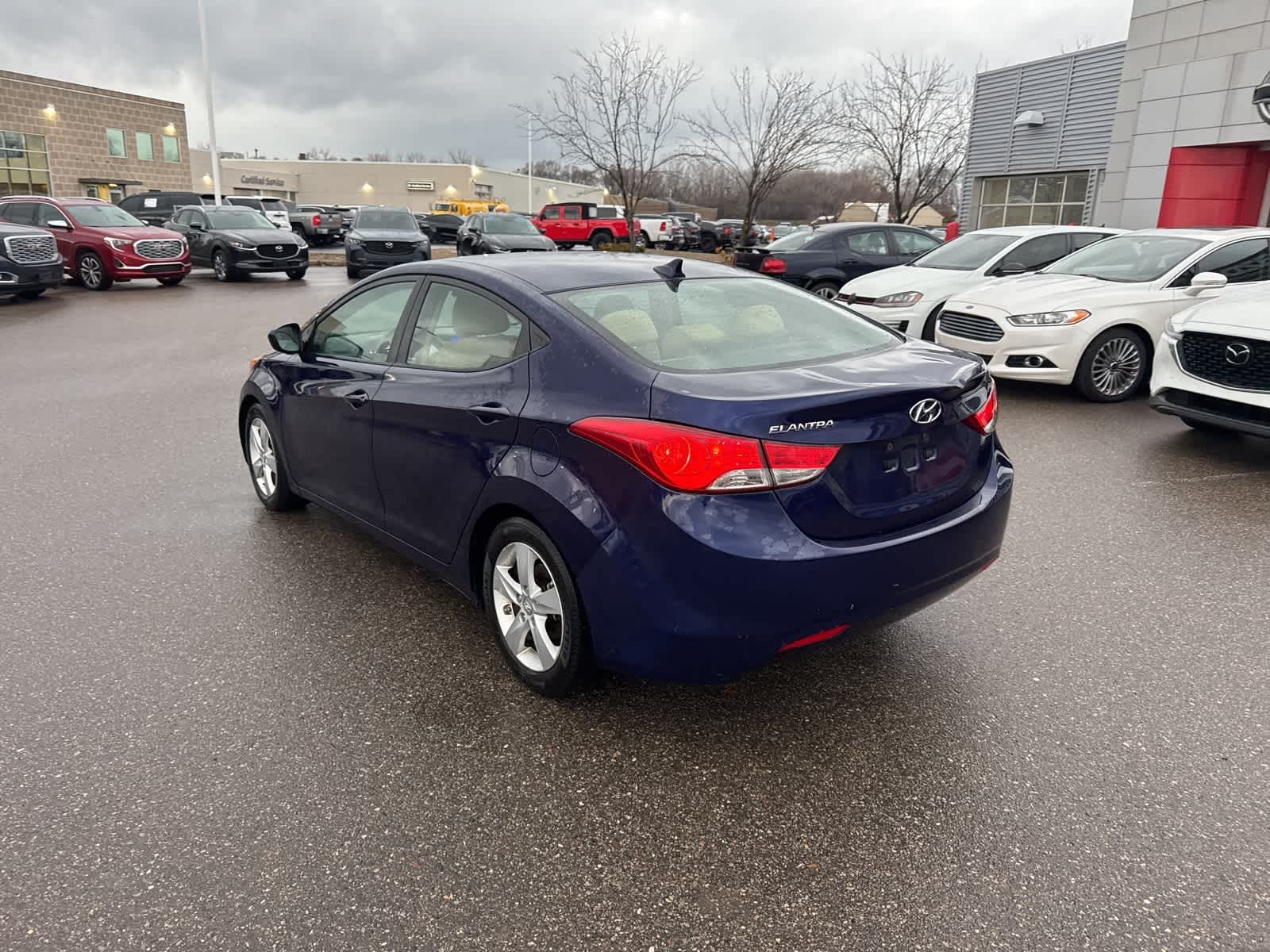 Thumbnail: 2013 Hyundai Elantra - 7