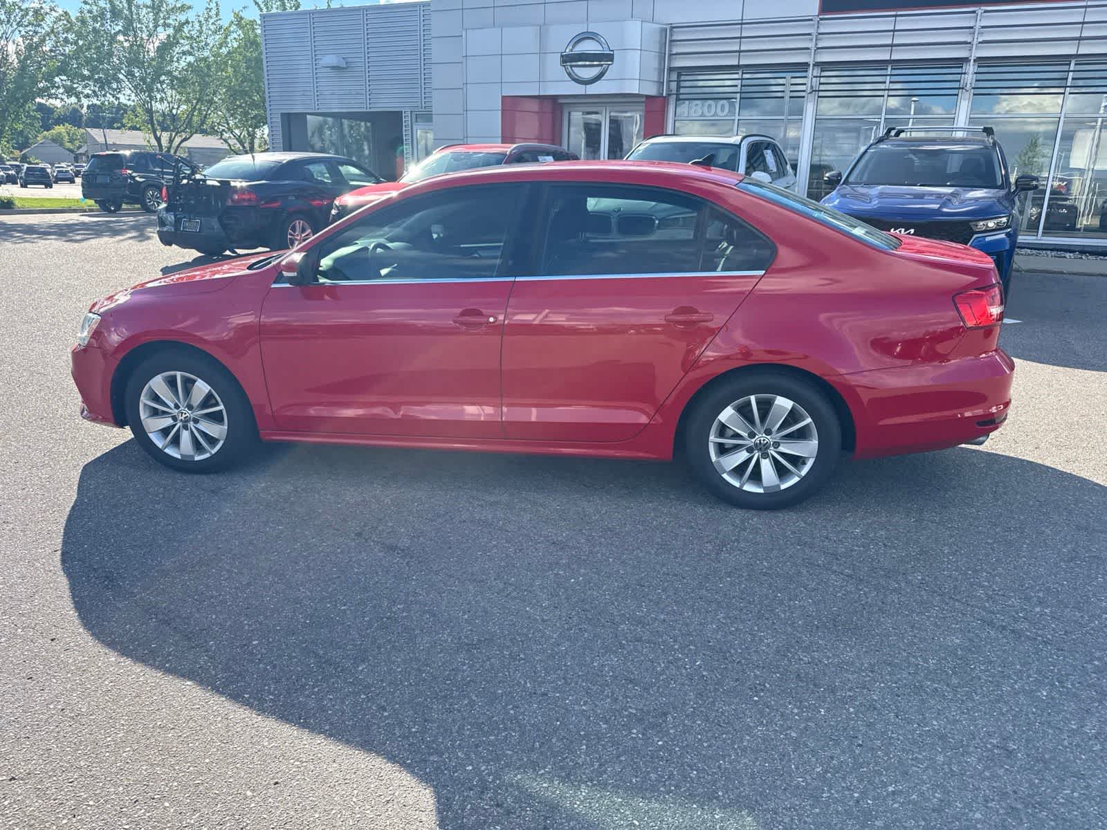 Thumbnail: 2015 Volkswagen Jetta - 8