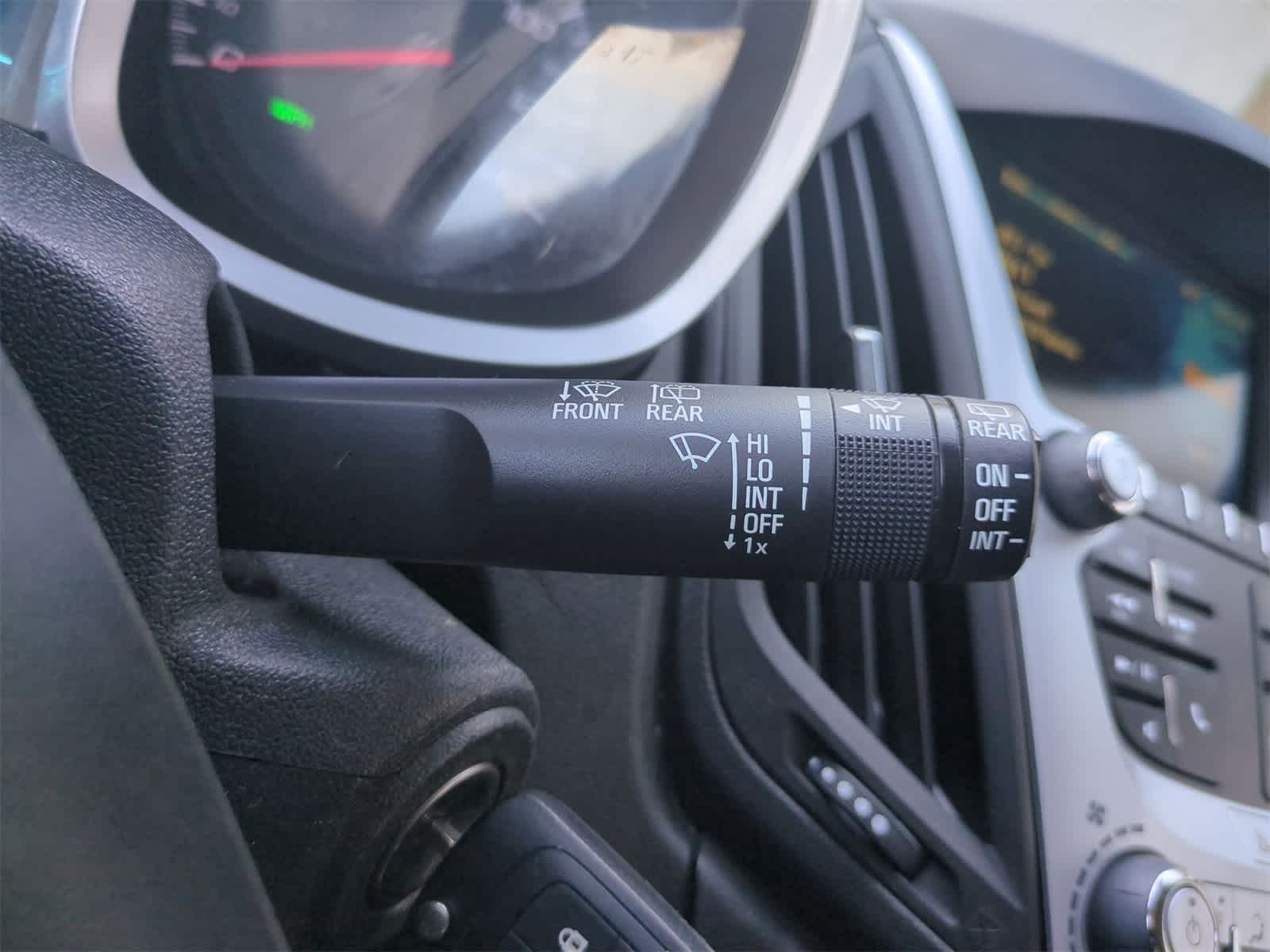 Thumbnail: 2017 Chevrolet Equinox - 25