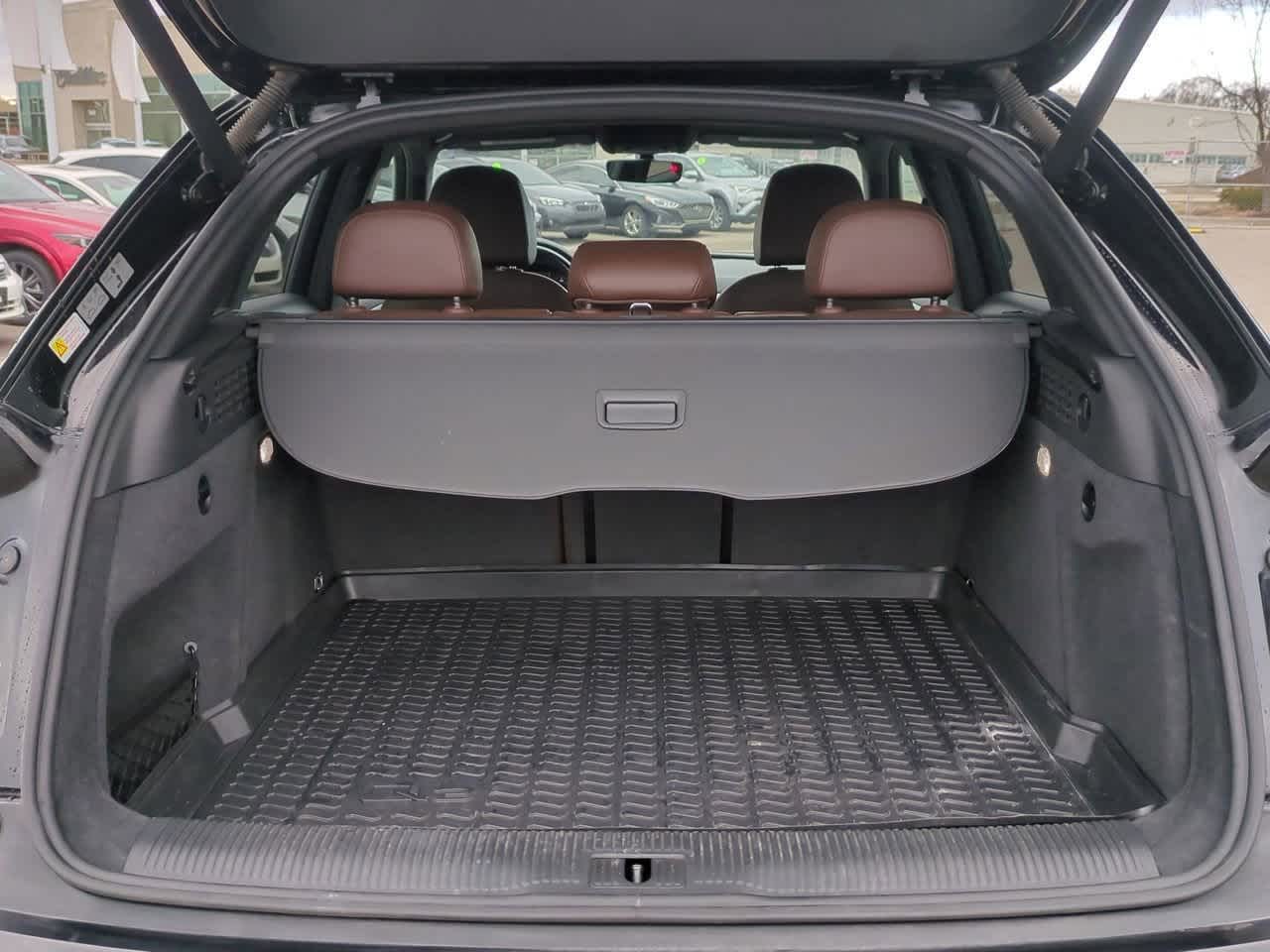 Thumbnail: 2016 Audi Q3 - 33