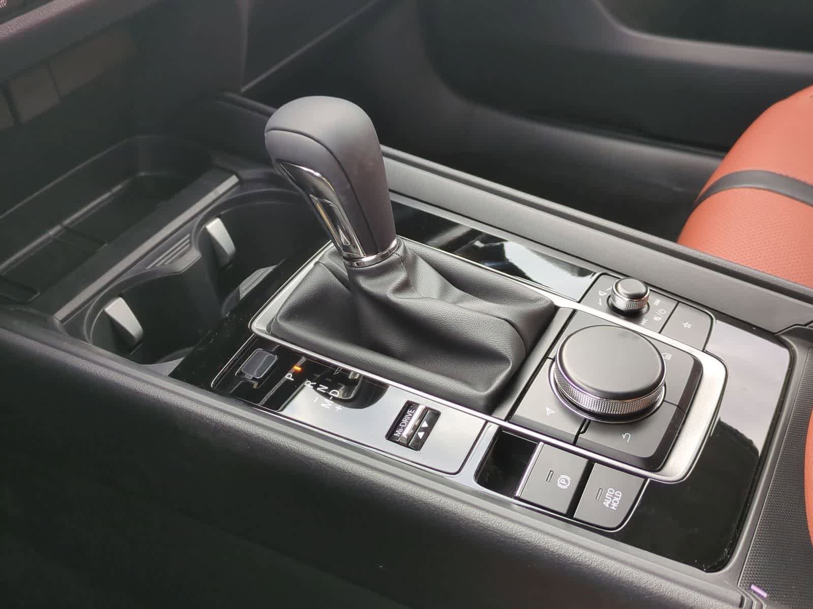 Thumbnail: 2026 Mazda CX-50 - 32