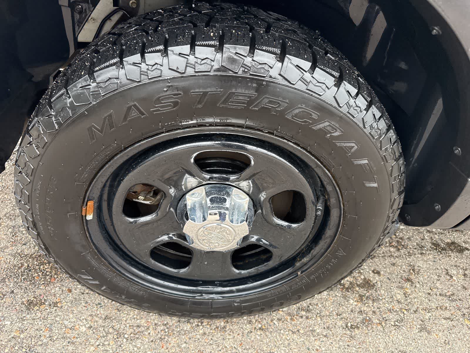 Thumbnail: 2016 Ford Explorer - 11