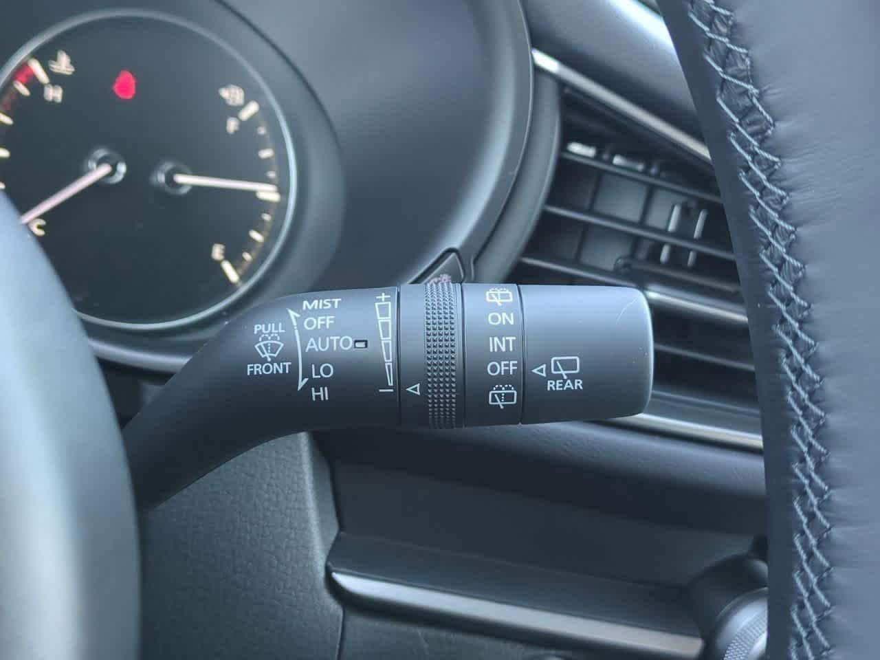 Thumbnail: 2025 Mazda CX-30 - 23