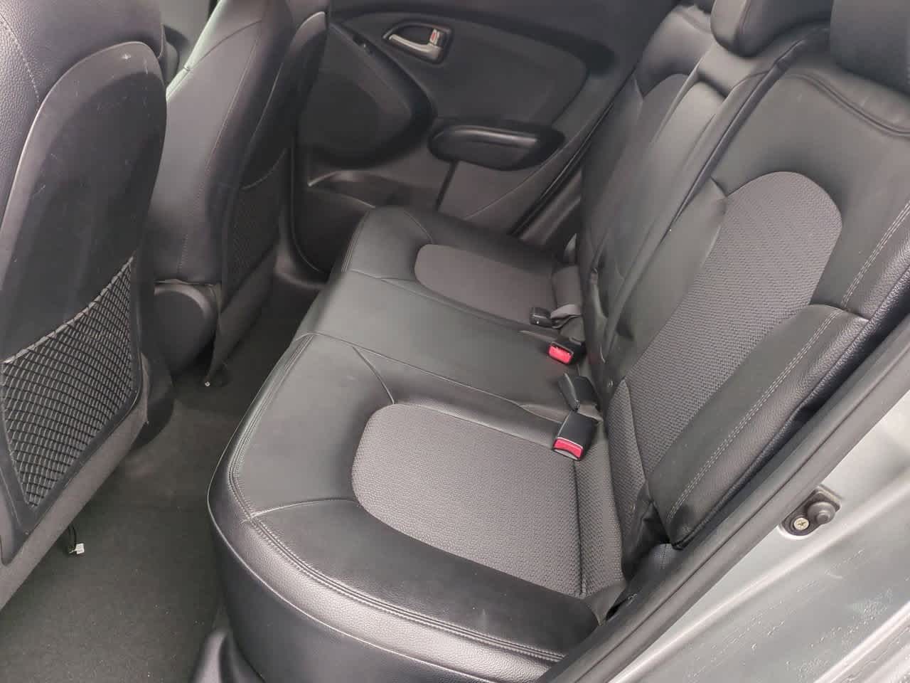 Thumbnail: 2012 Hyundai Tucson - 18