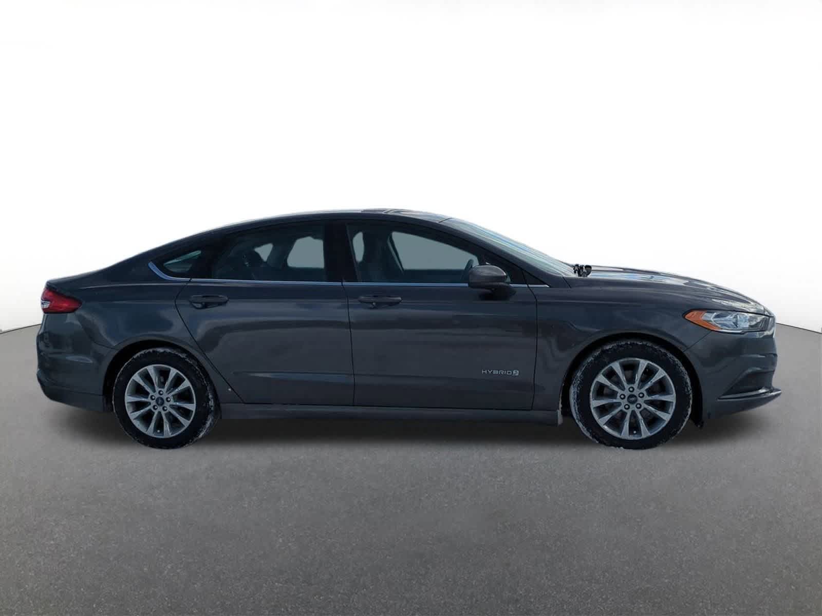 Thumbnail: 2017 Ford Fusion - 7