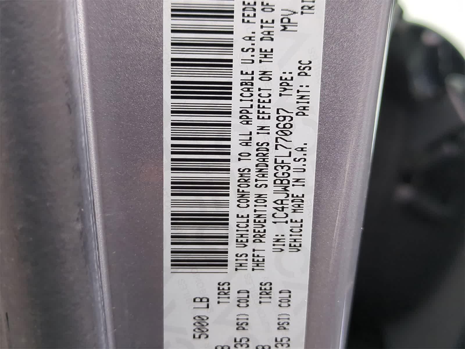 Thumbnail: 2015 Jeep Wrangler - 33