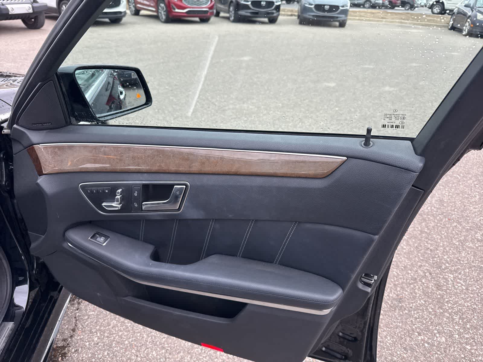 Thumbnail: 2014 Mercedes-Benz E-Class - 26