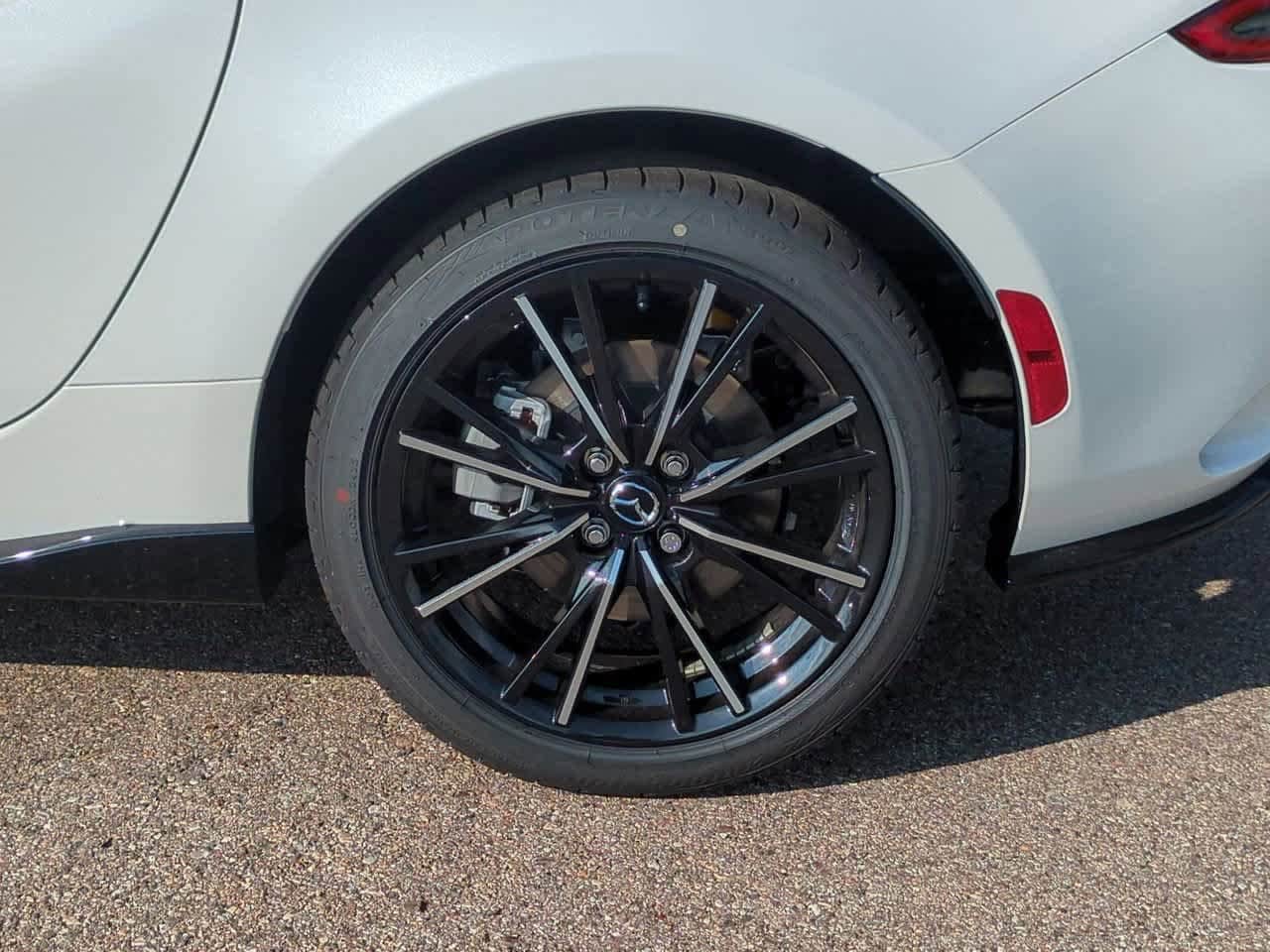 Thumbnail: 2025 Mazda MX-5 Miata - 14