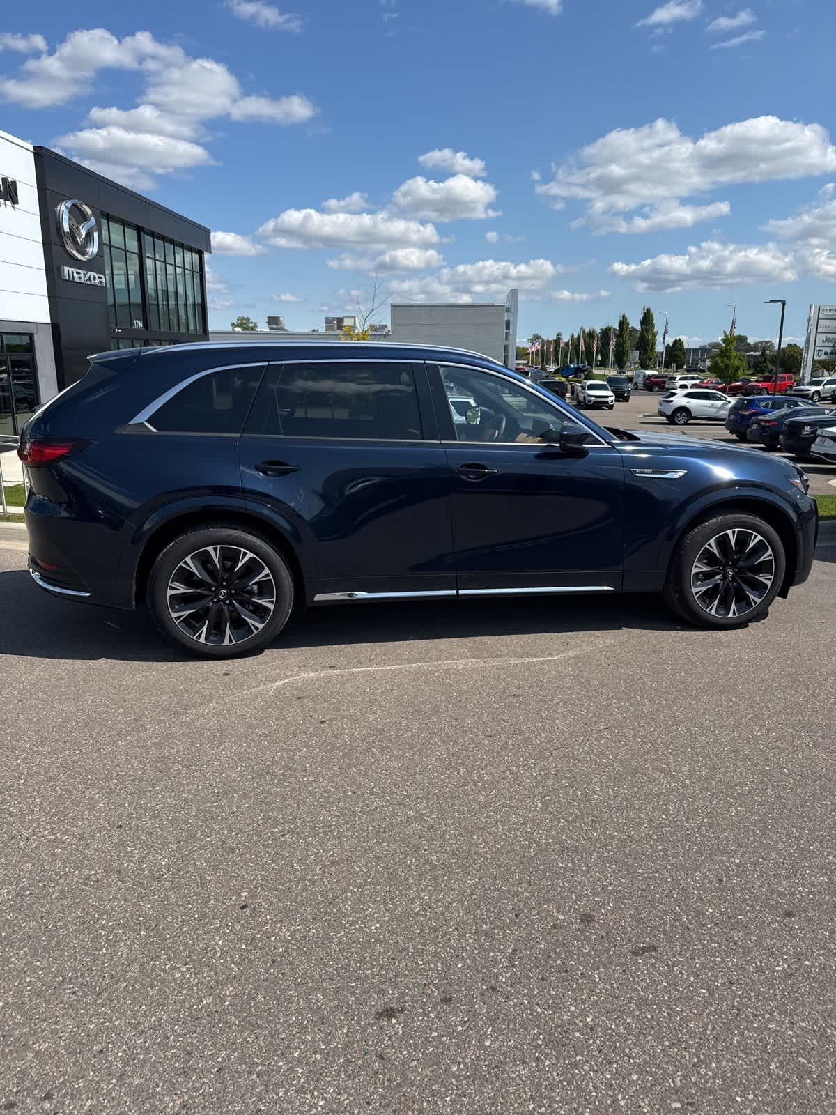 Thumbnail: 2025 Mazda CX-90 - 5