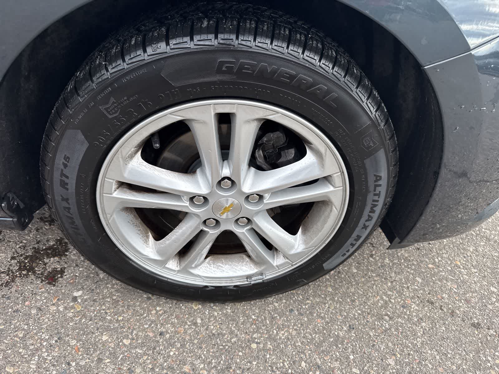 Thumbnail: 2017 Chevrolet Cruze - 12