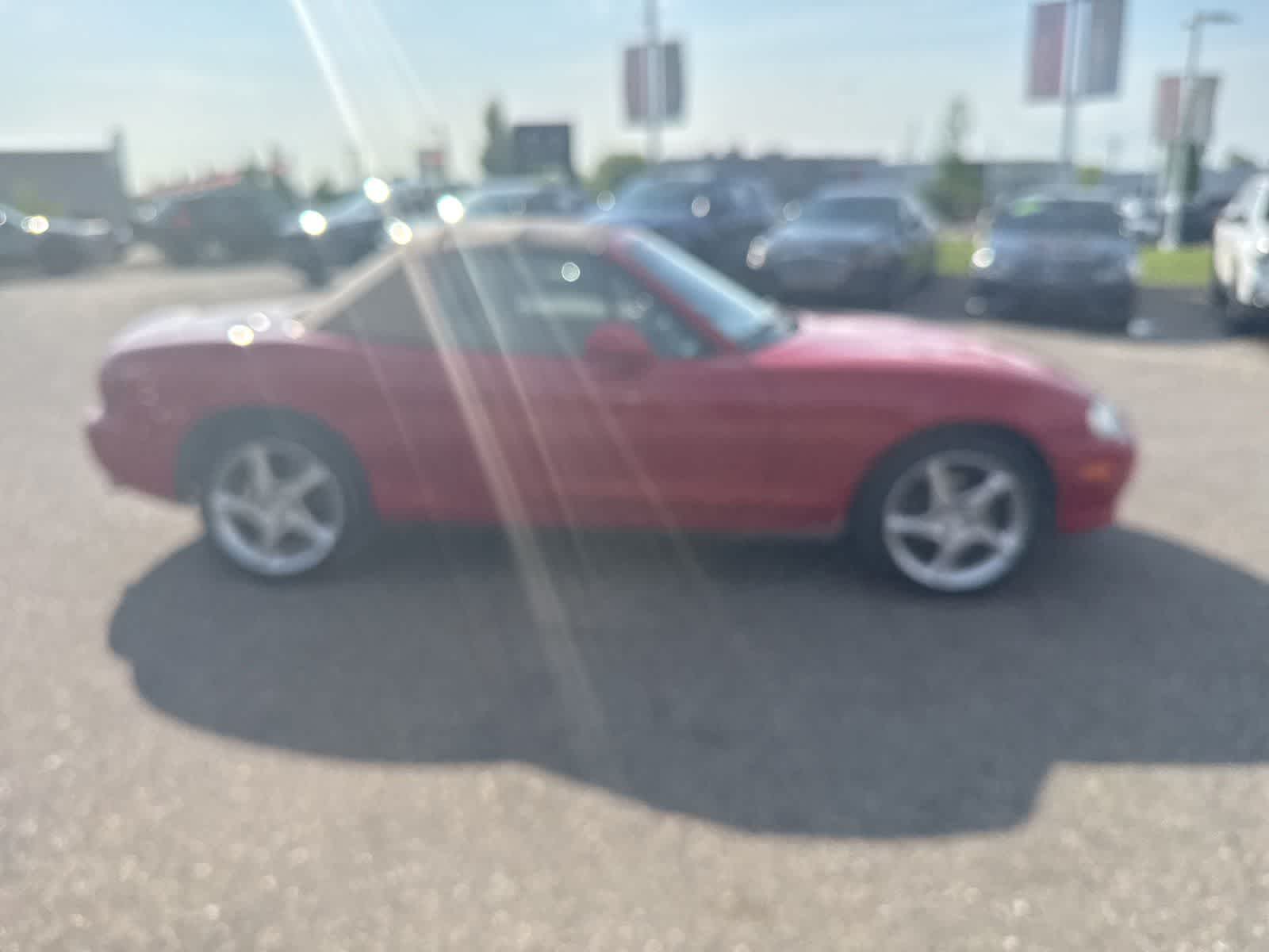 Thumbnail: 2001 Mazda MX-5 Miata - 3