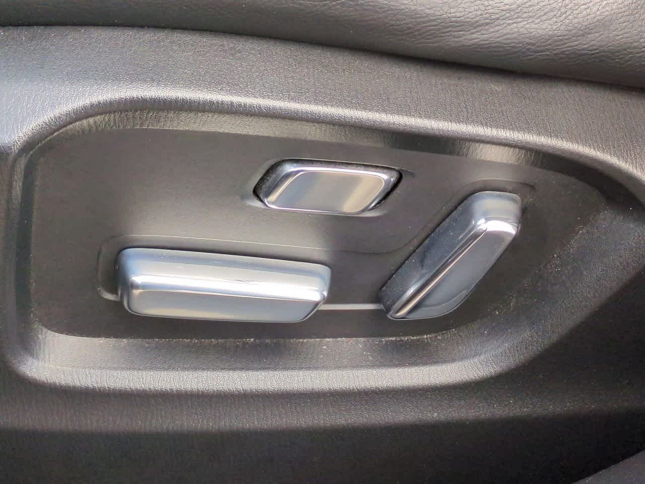 Thumbnail: 2023 Mazda CX-9 - 15