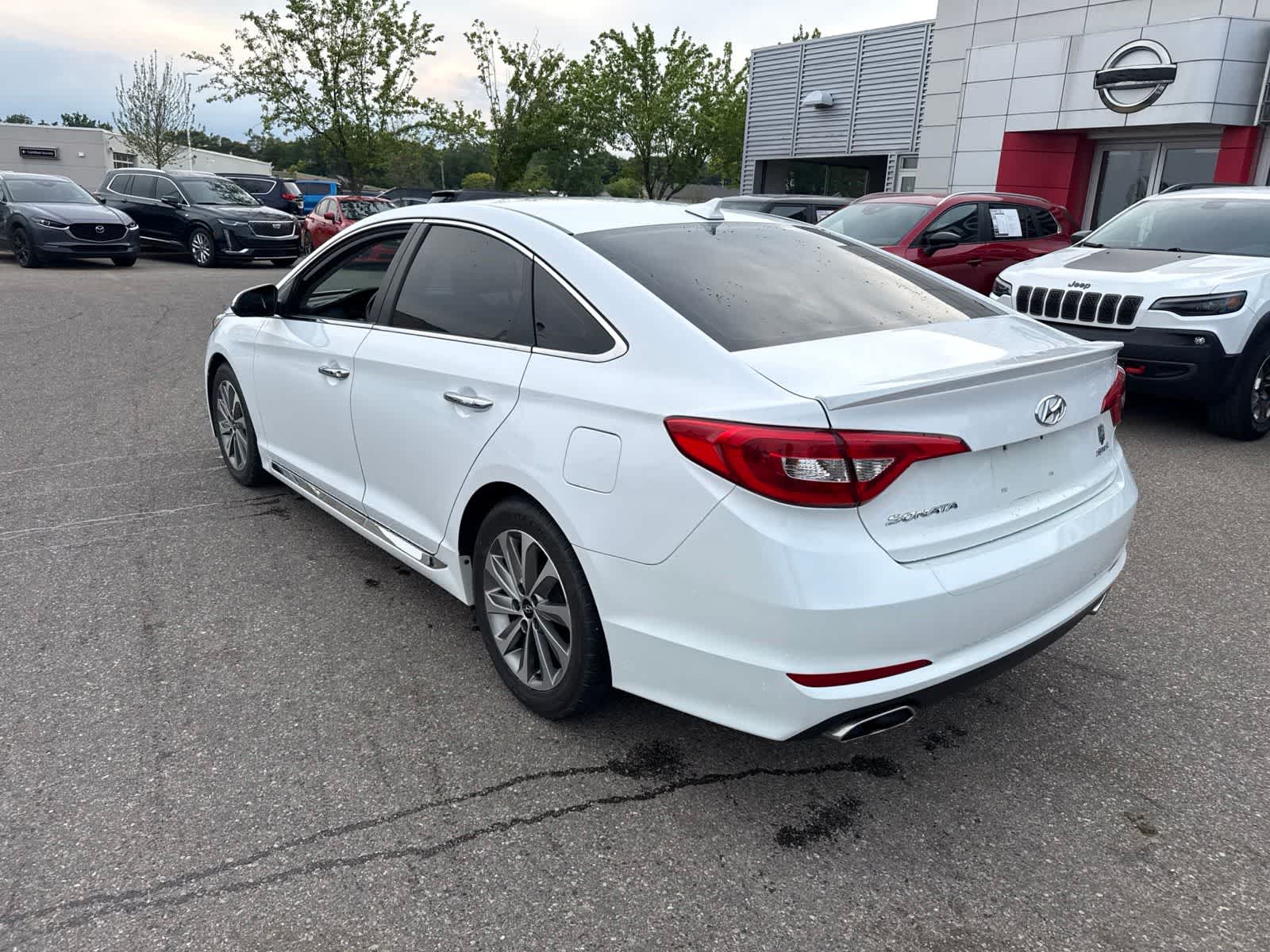 Thumbnail: 2016 Hyundai Sonata - 7