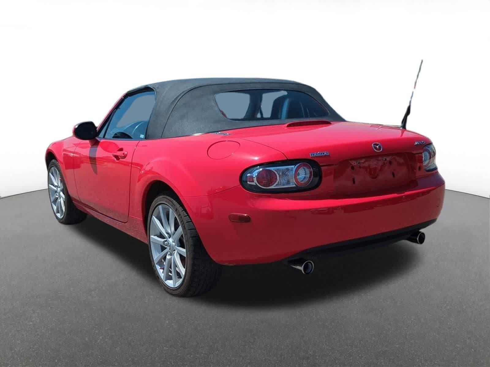 Thumbnail: 2006 Mazda MX-5 Miata - 4