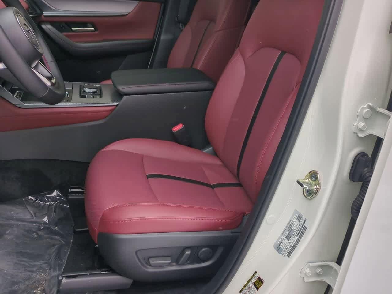 Thumbnail: 2026 Mazda CX-70 - 15