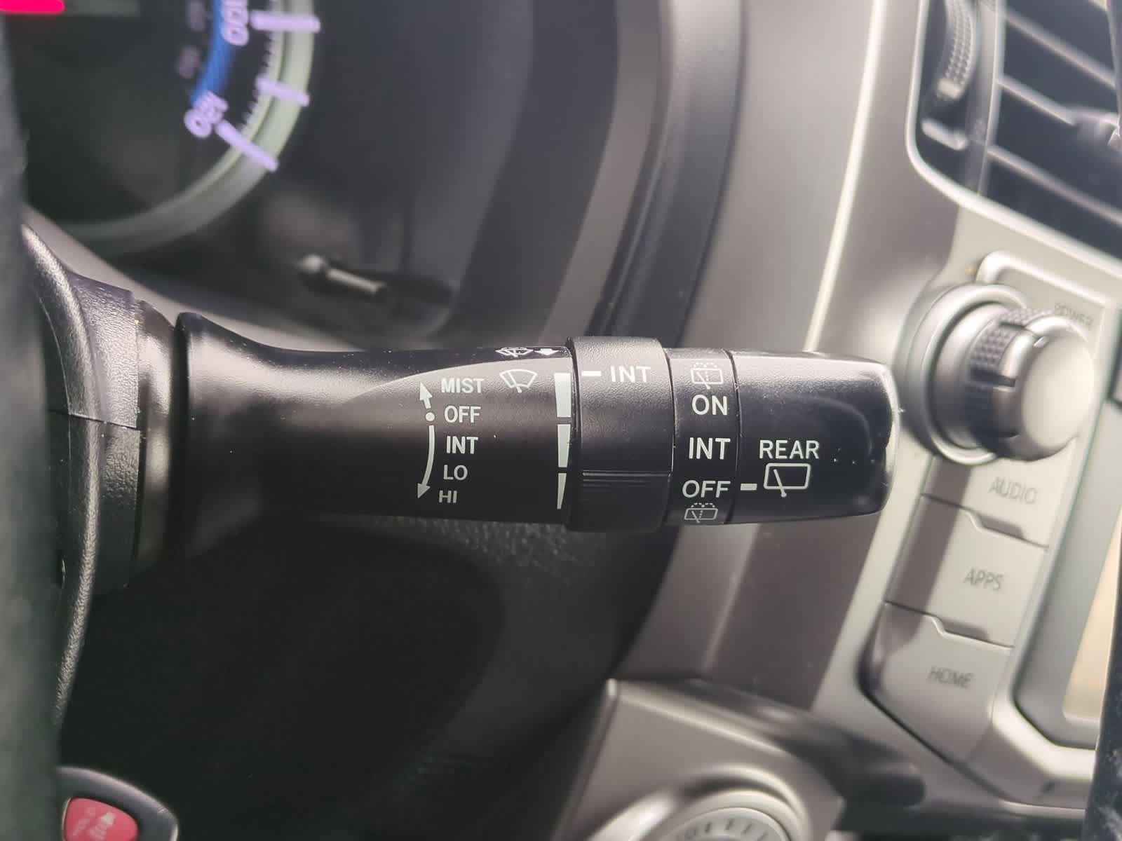 Thumbnail: 2014 Toyota 4Runner - 24