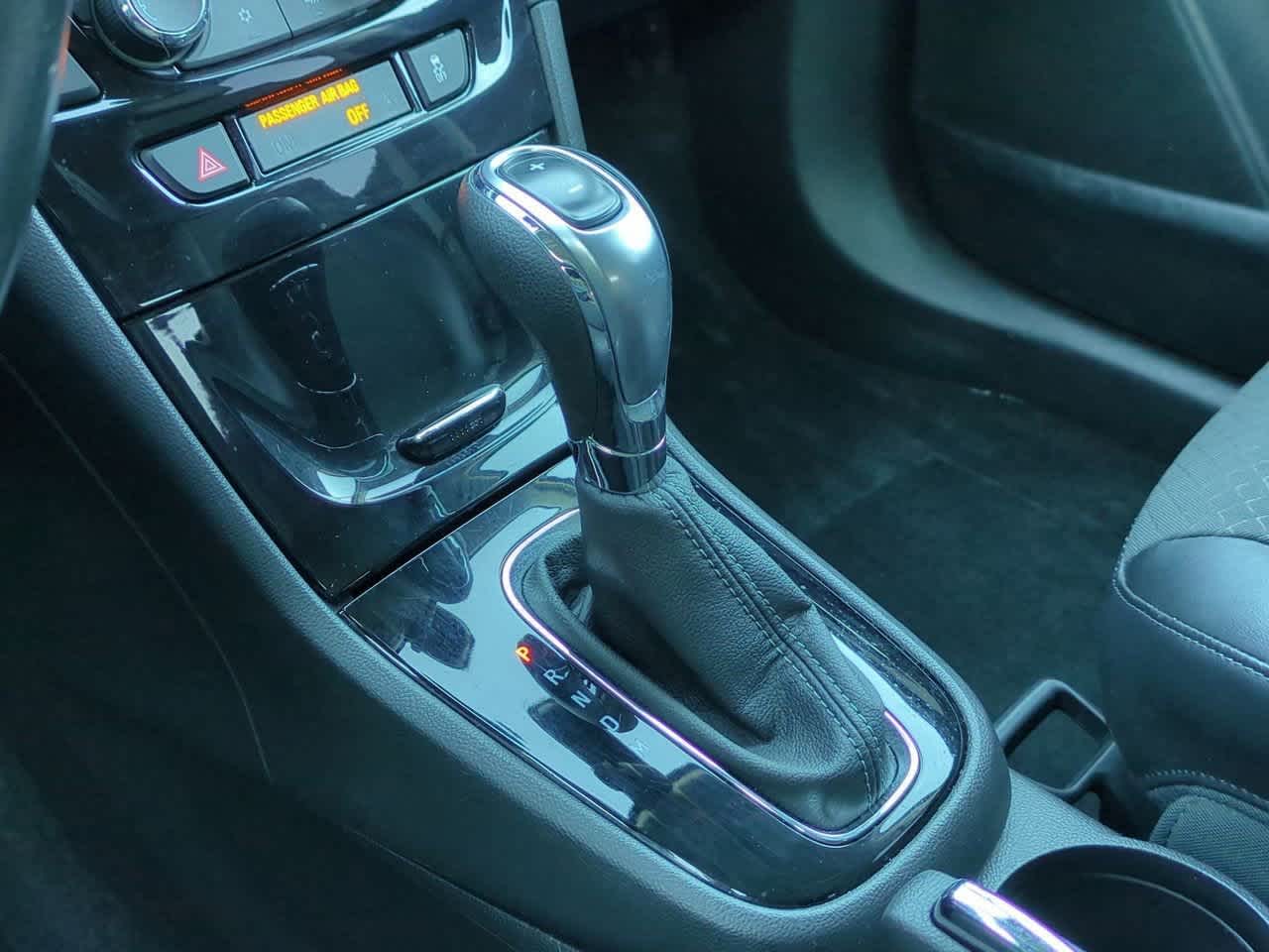 Thumbnail: 2018 Buick Encore - 29