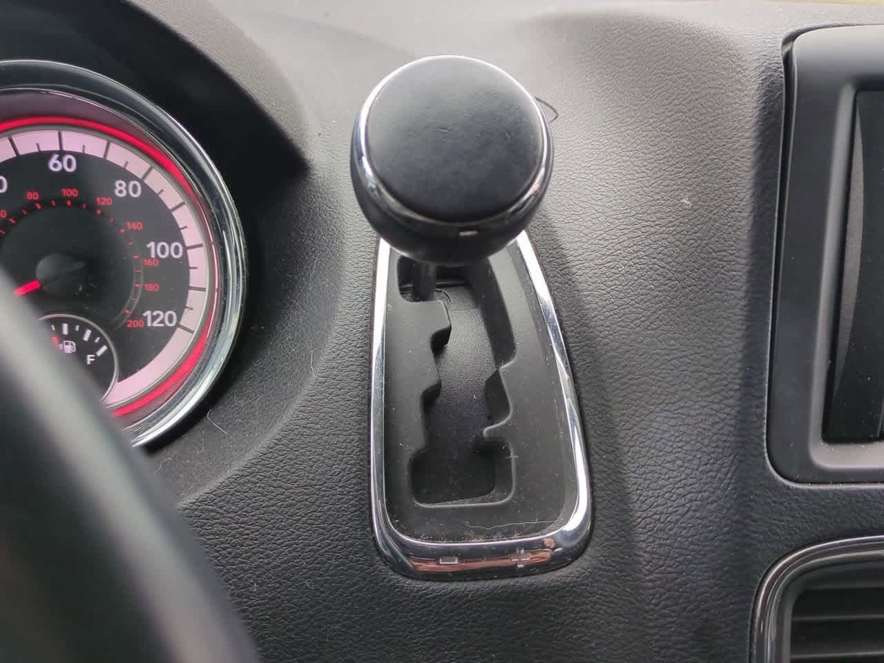 Thumbnail: 2016 Dodge Grand Caravan - 29