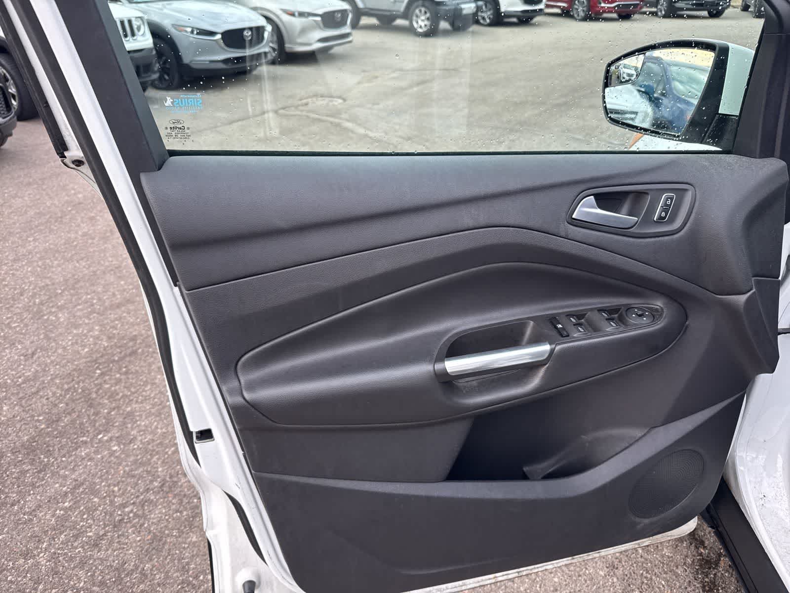 Thumbnail: 2014 Ford Escape - 15