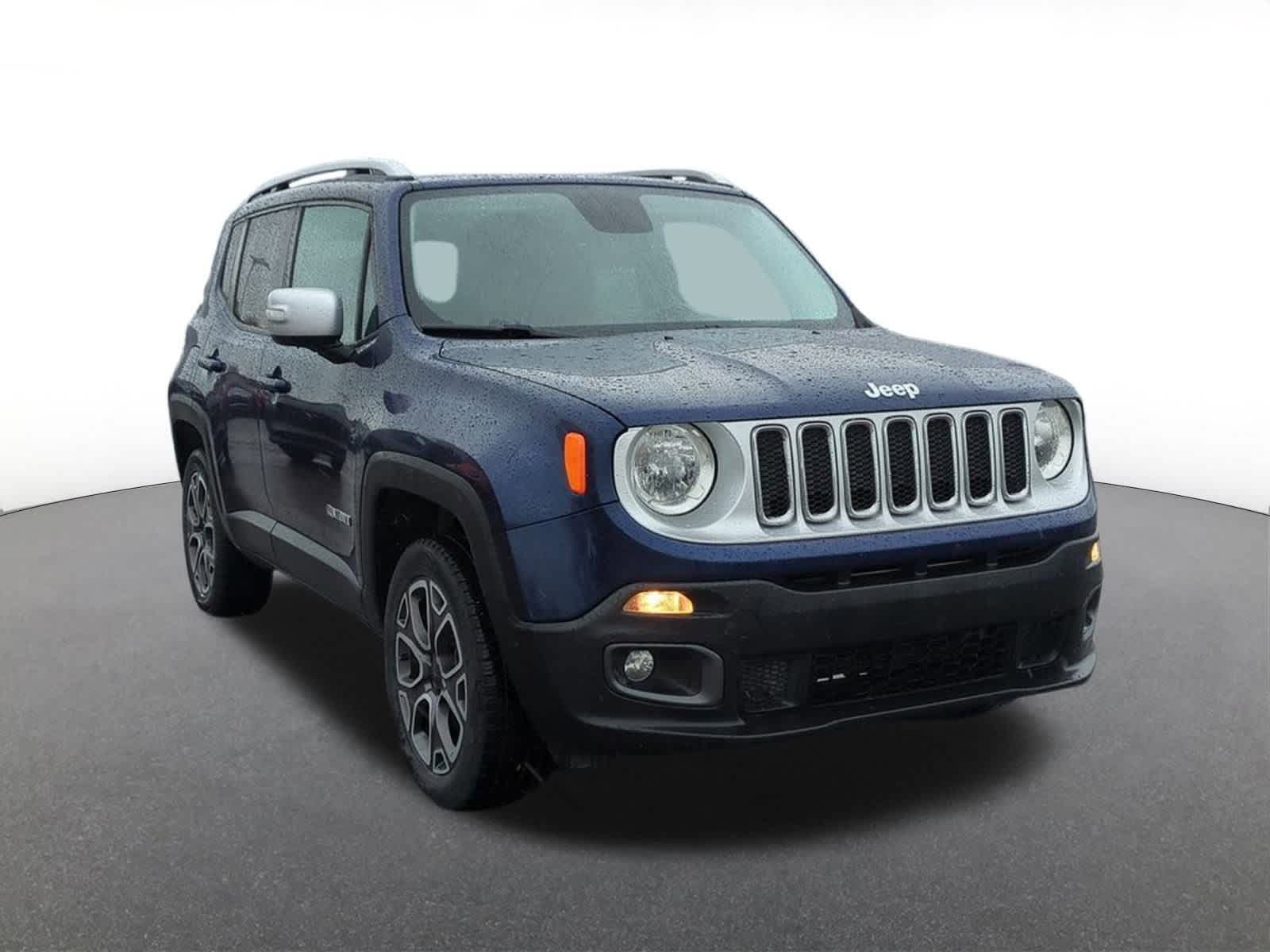 Thumbnail: 2016 Jeep Renegade - 8