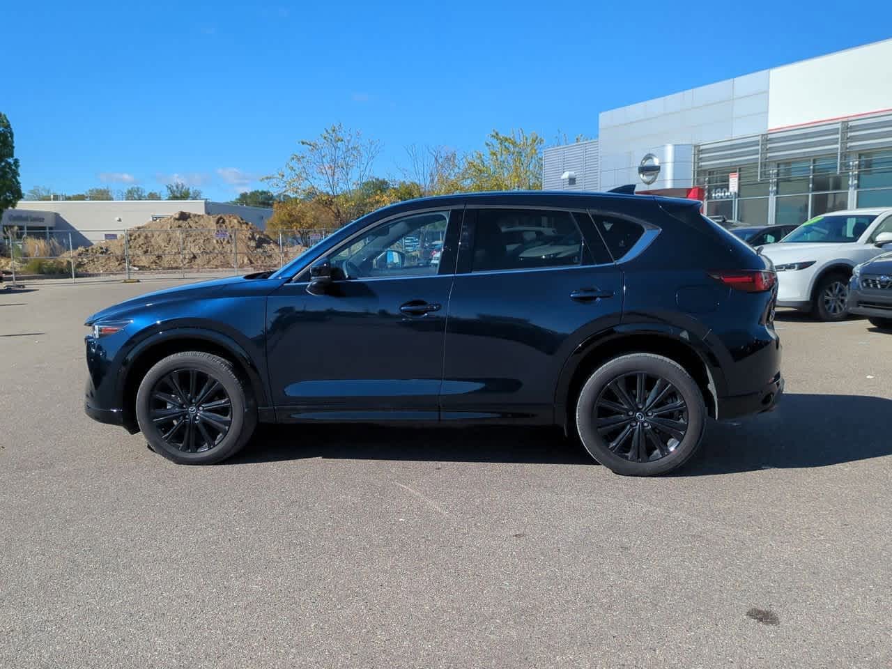 Thumbnail: 2023 Mazda CX-5 - 3