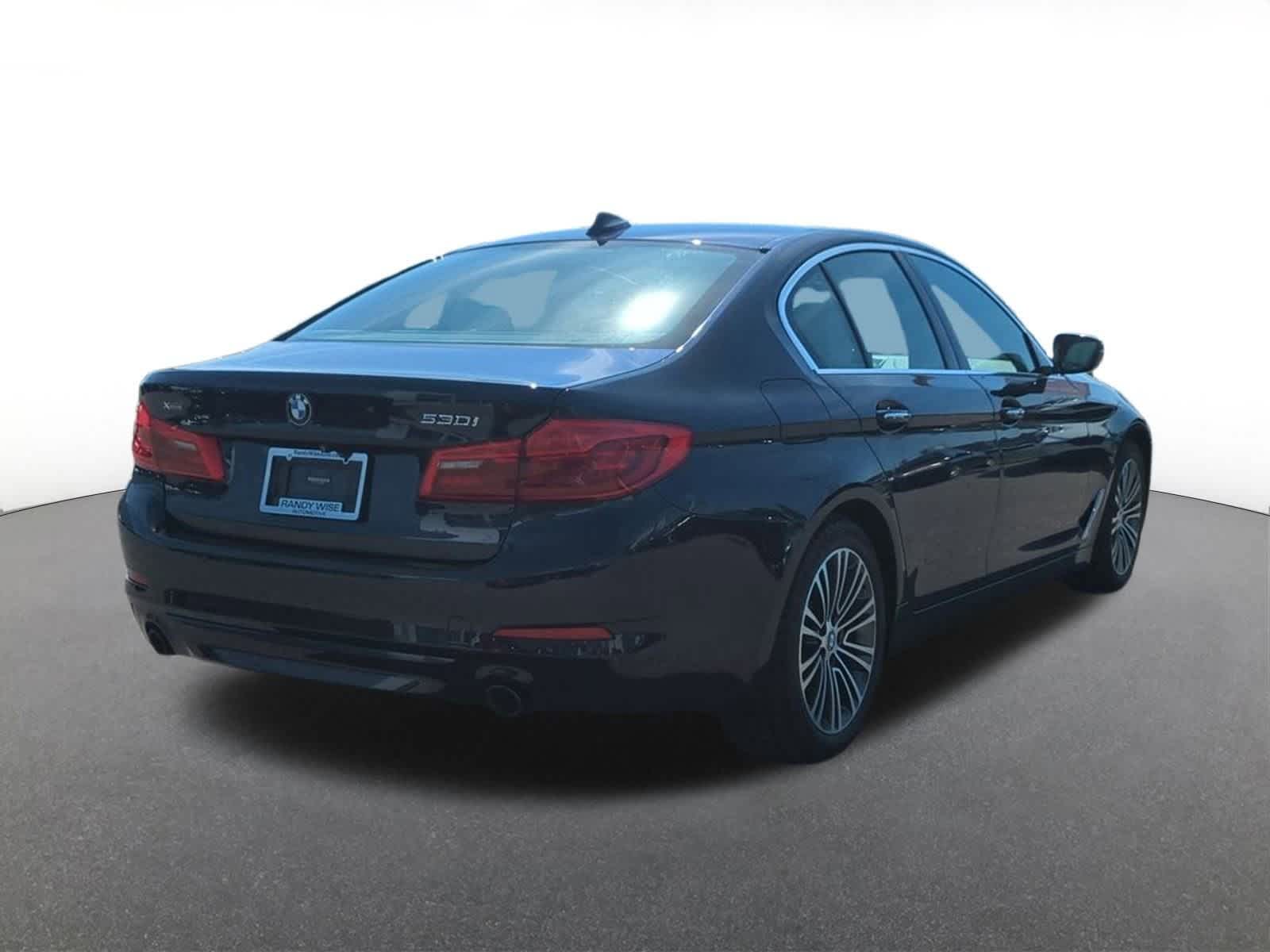 Thumbnail: 2018 BMW 5 Series - 6