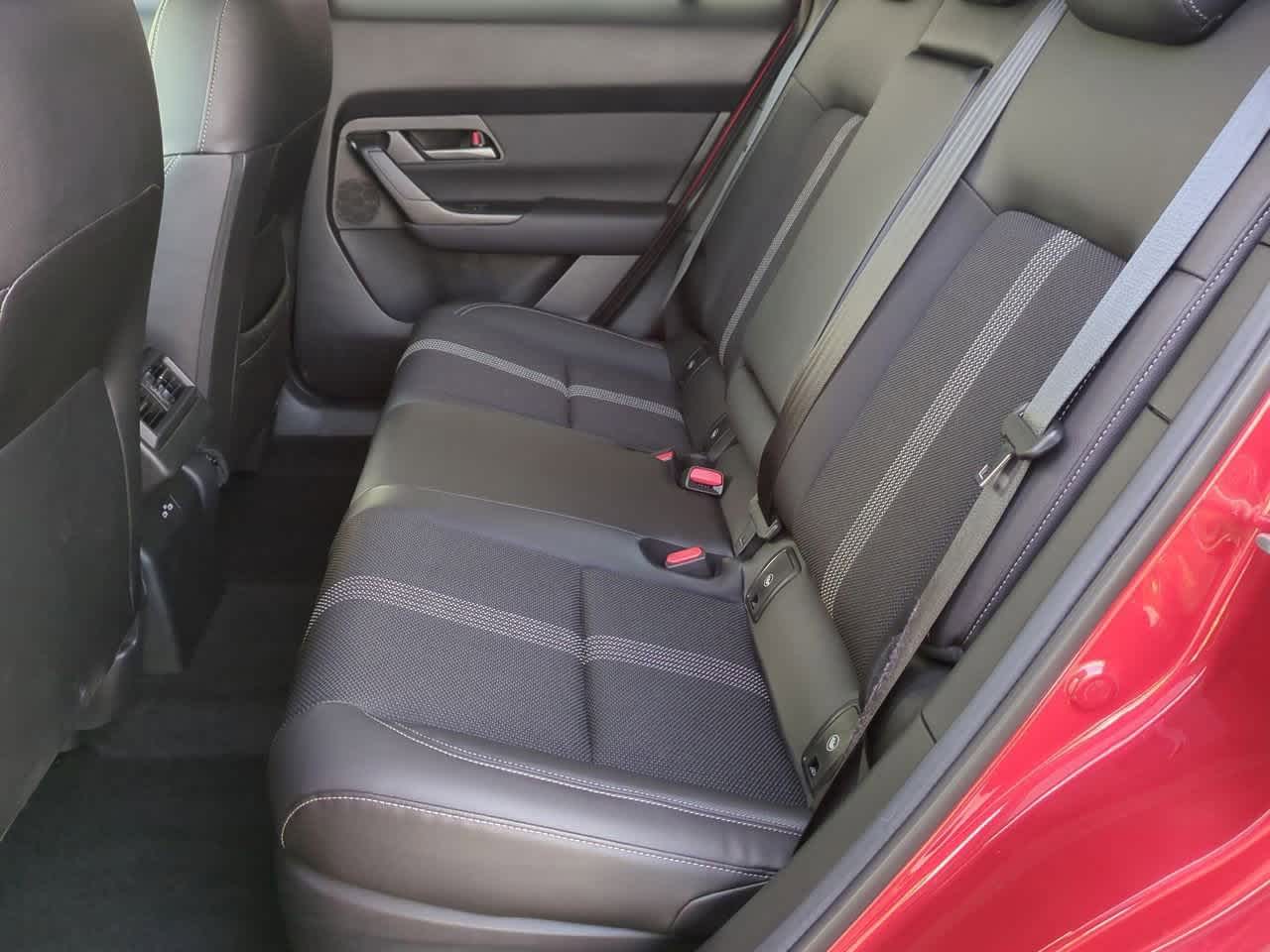 Thumbnail: 2025 Mazda CX-50 - 17