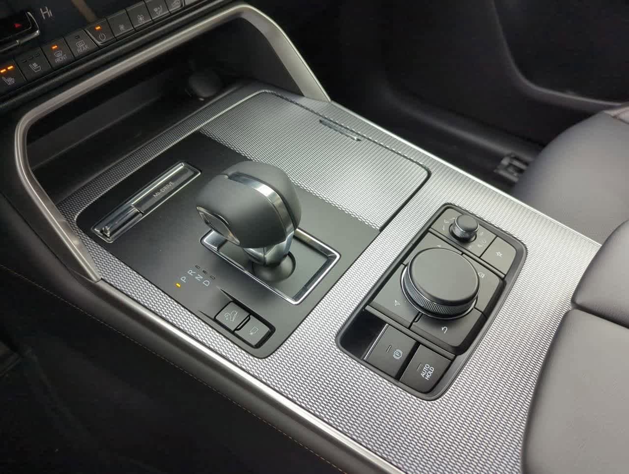 Thumbnail: 2025 Mazda CX-70 - 32