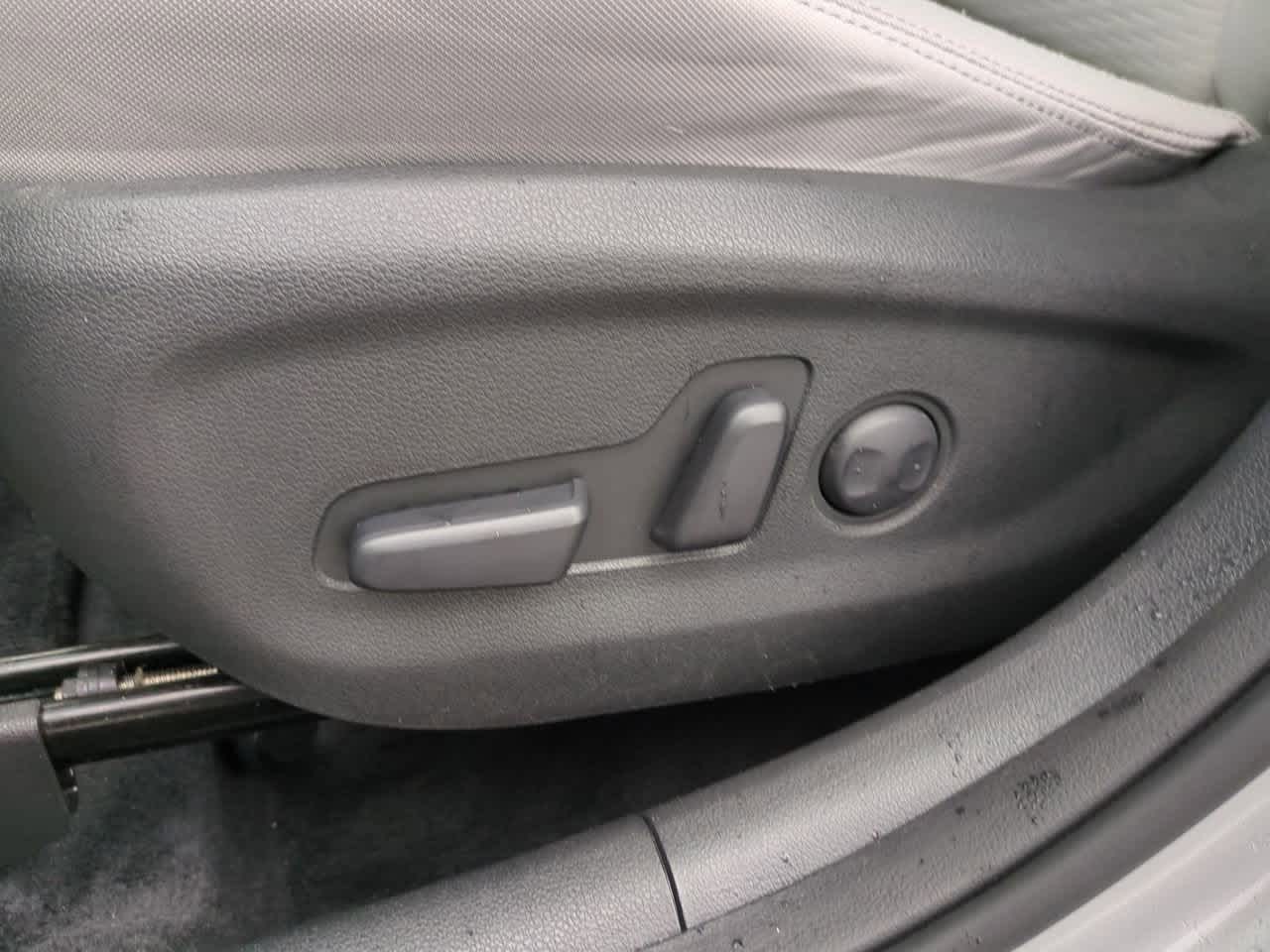 Thumbnail: 2020 Hyundai Tucson - 15