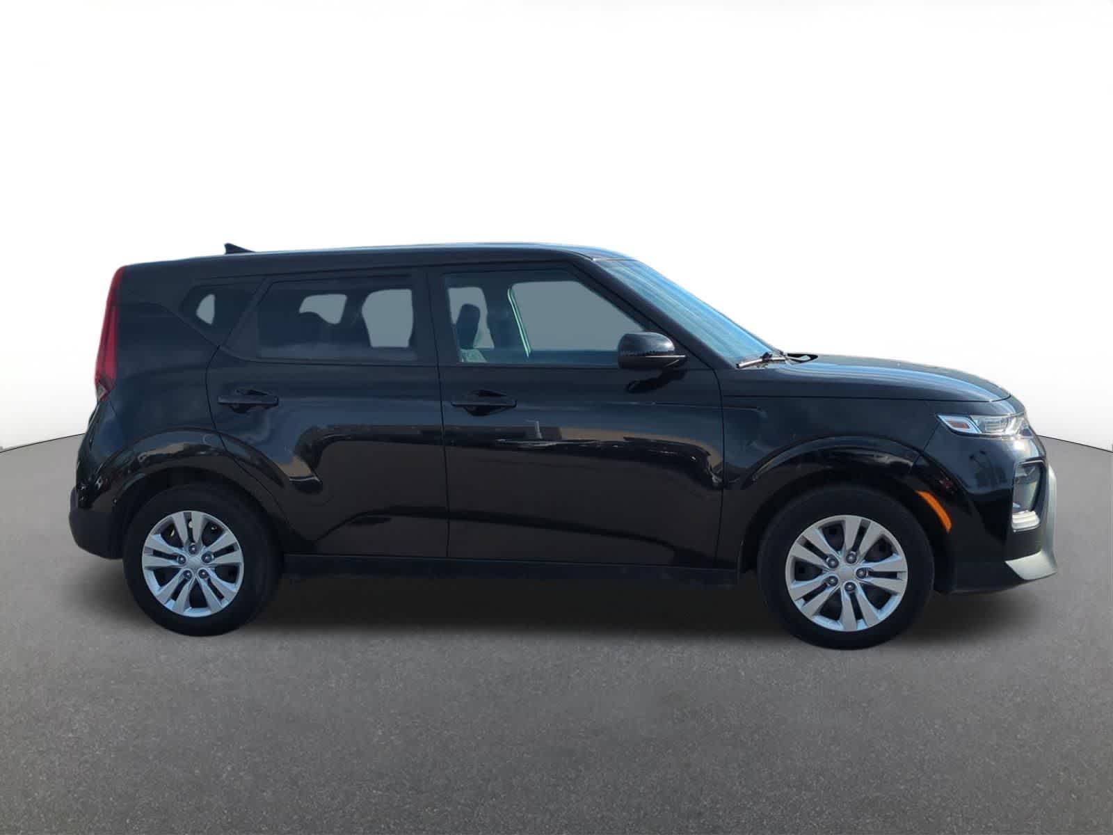 2021 Kia Soul LX - Photo 7