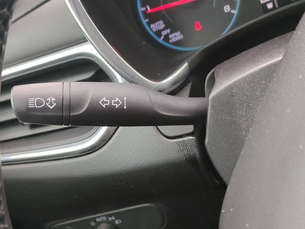 Thumbnail: 2018 Chevrolet Equinox - 25