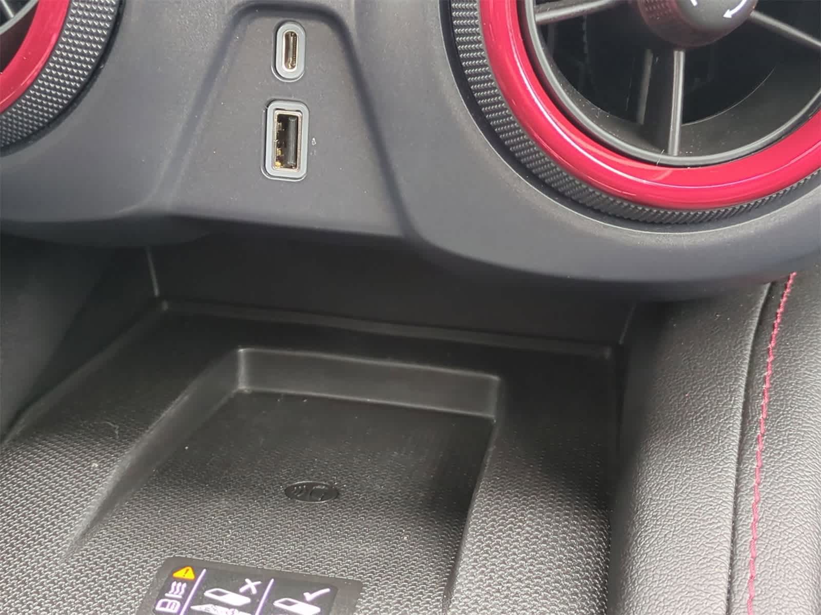 Thumbnail: 2020 Chevrolet Blazer - 32