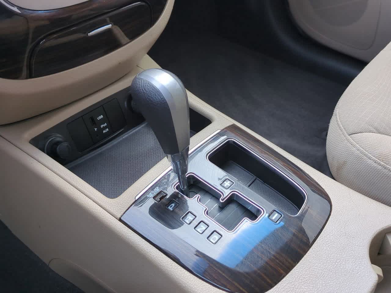 Thumbnail: 2012 Hyundai Santa Fe - 27