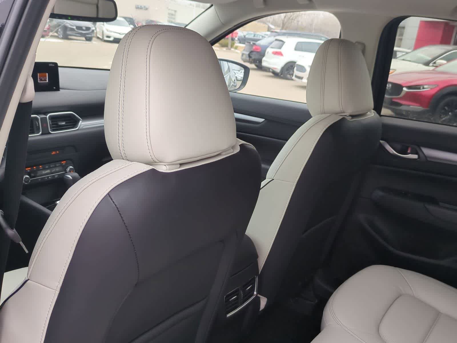 Thumbnail: 2025 Mazda CX-5 - 17