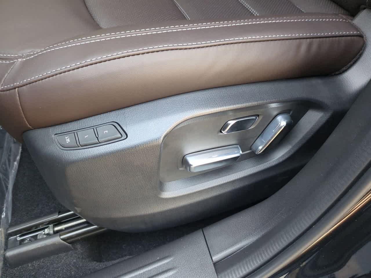 Thumbnail: 2025 Mazda CX-5 - 15