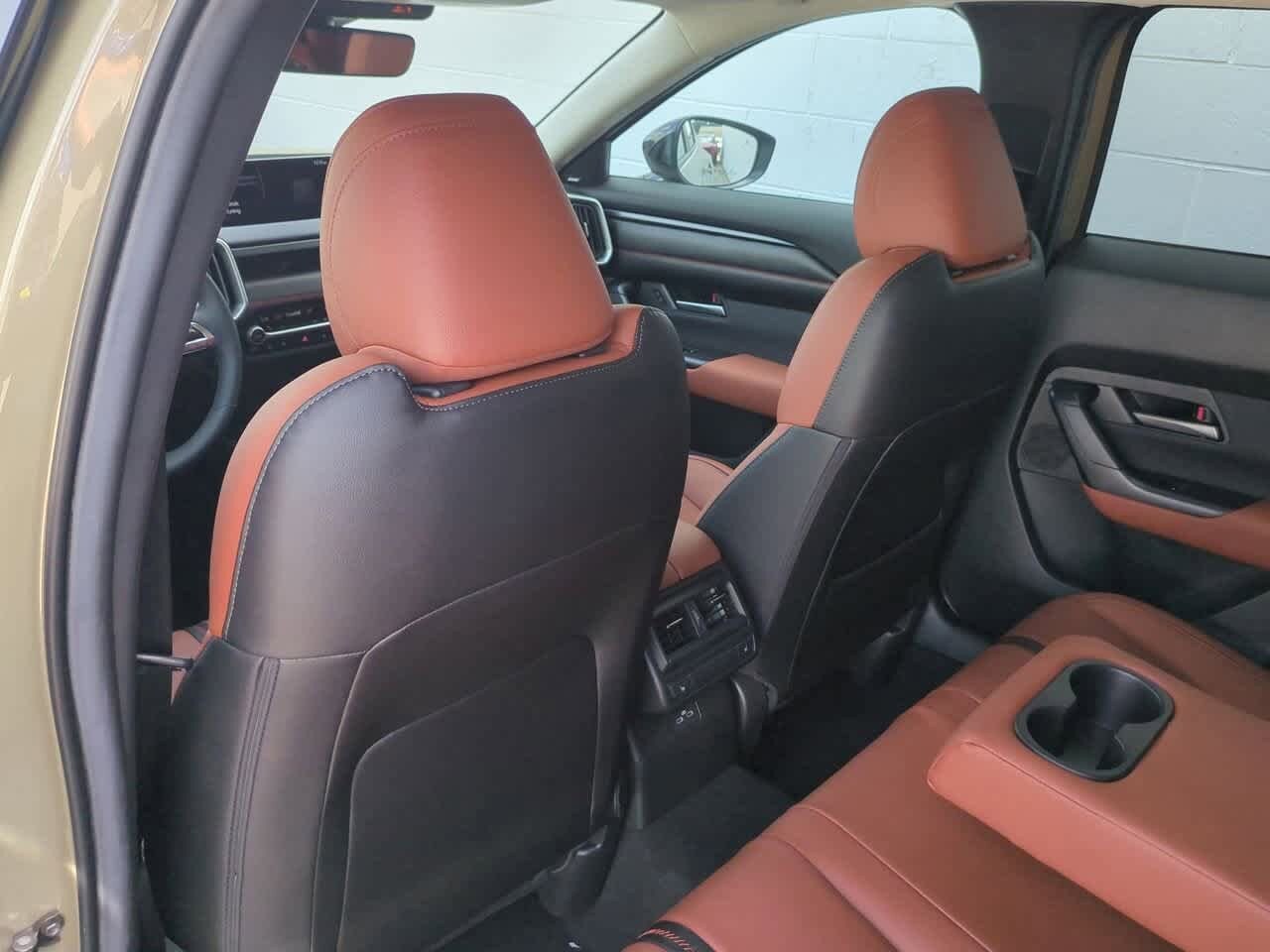 Thumbnail: 2025 Mazda CX-50 - 16